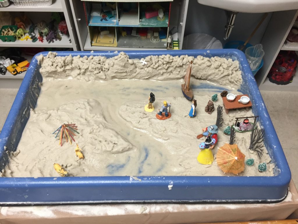 Sand tray therapy toys online